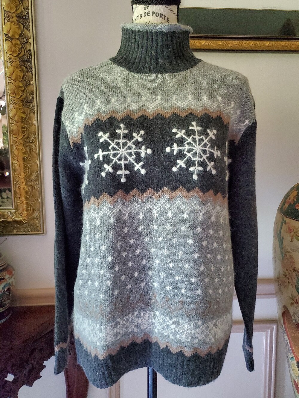 Vintage Nordic Snowflake Angora Ramie Winter Turtleneck Sweater M